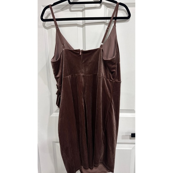 Forever 21 Wrap Dress Mauve Velvet 2X Womens NWT - Picture 3 of 4